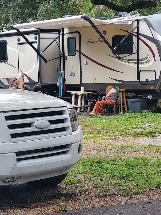 West Bay Oaks Mobile Home & RV Park 7