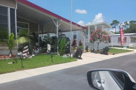 La Plaza Mobile Home Park