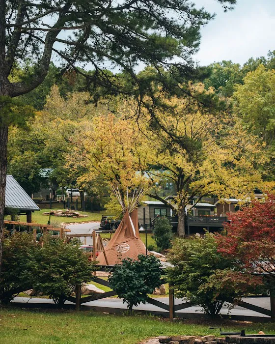 Little Arrow Outdoor Resort 10