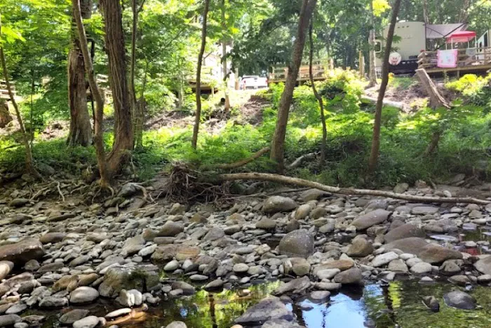 Vee Hollow Campground 6