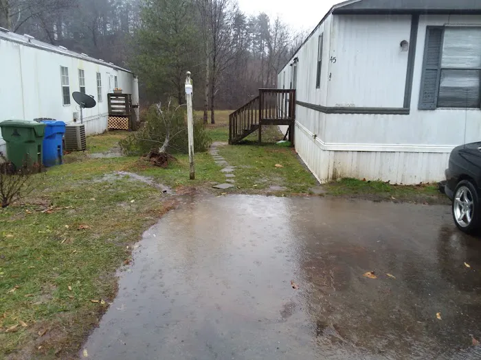 Willow Lake Manufactured Home Park 3