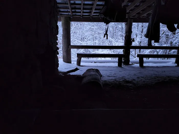 Pecks Corner Shelter 6