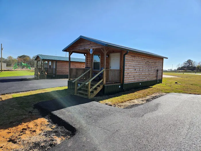 Serenity RV Park of Mississippi 5