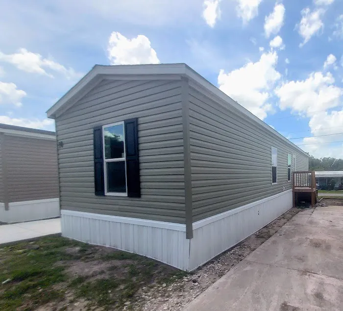 Oakhill Mobile Home Community 6