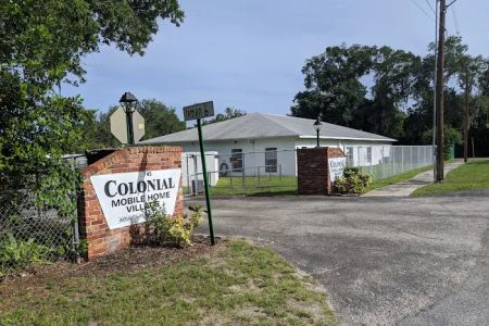 Colonial Mobile Home Village