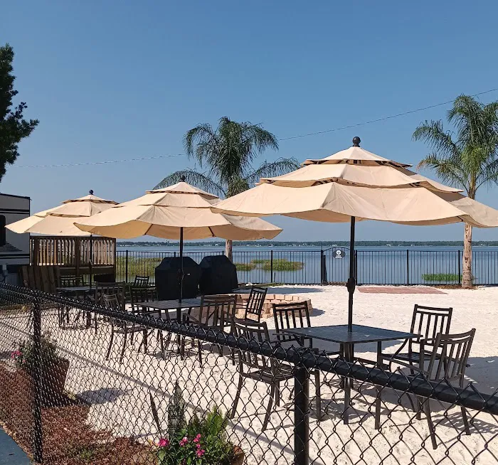Lake Clinch Resort 3