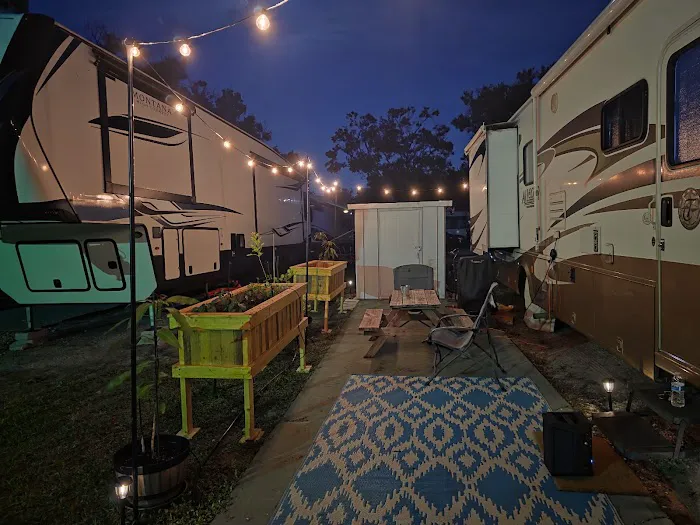 Scottish Traveler RV Park 10