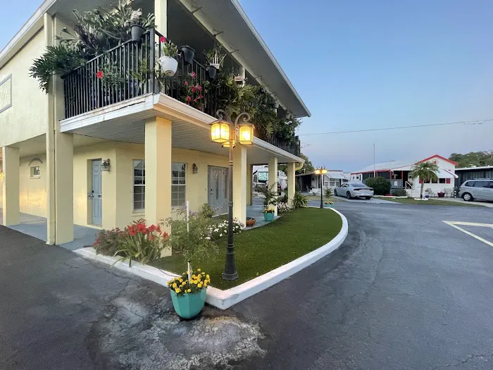 Yankee Traveler RV Park 2
