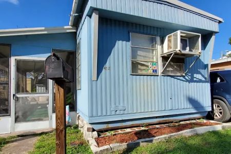 Sun Terrace Manufactured Home Community | Clearwater, FL