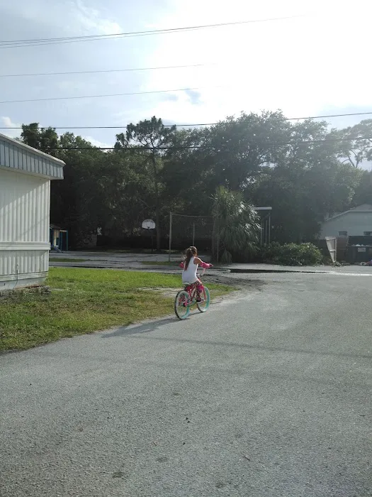 Sun Terrace Manufactured Home Community | Clearwater, FL 8