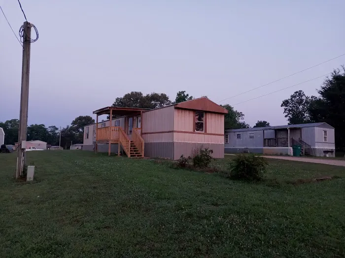 Daisy Estates Mobile Home Park 10