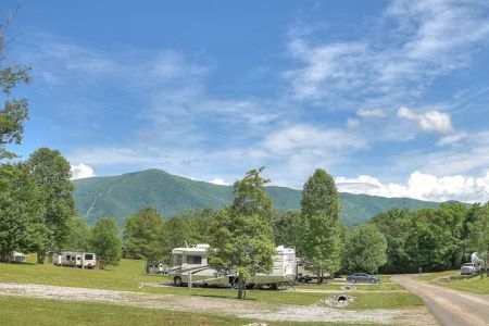 Honeysuckle Meadows RV Park