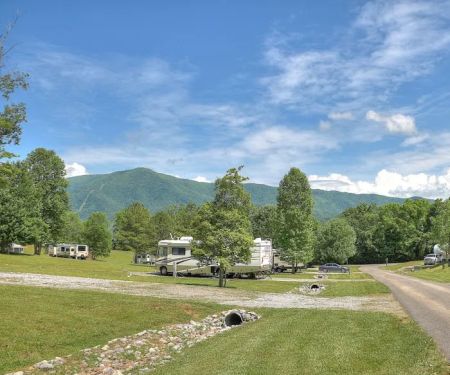 Honeysuckle Meadows RV Park