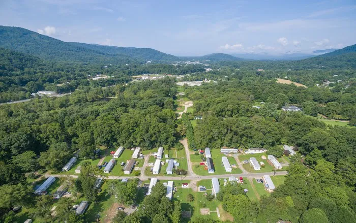 Black Mountain Manufactured Home Community 5