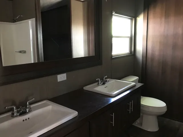 Forrest Hills Mobile Home Community 3