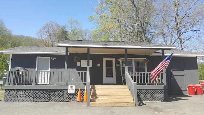 Forrest Hills Mobile Home Community 9