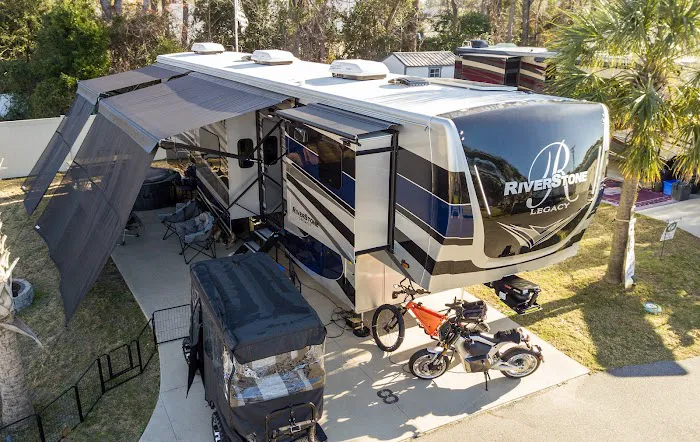 Barefoot RV Resort 3