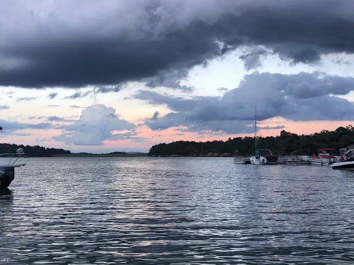 Lake James Camping Resort & Marina 8