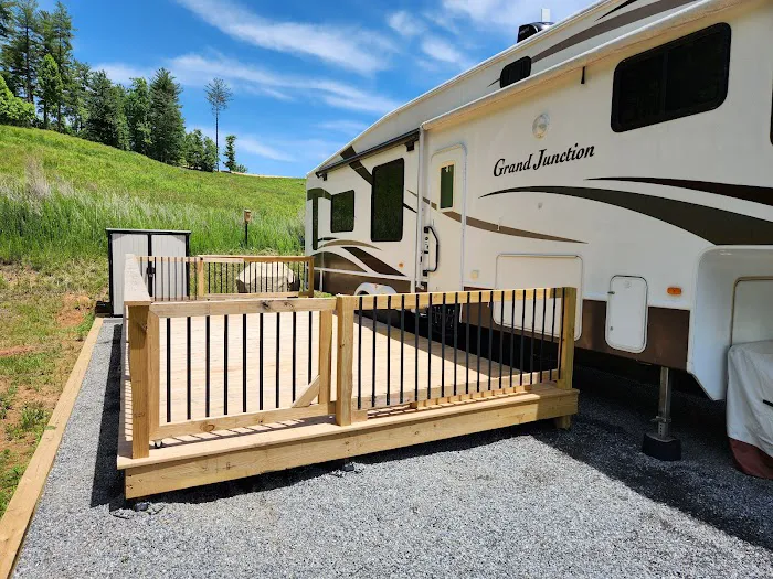Lake James Camping Resort & Marina 10
