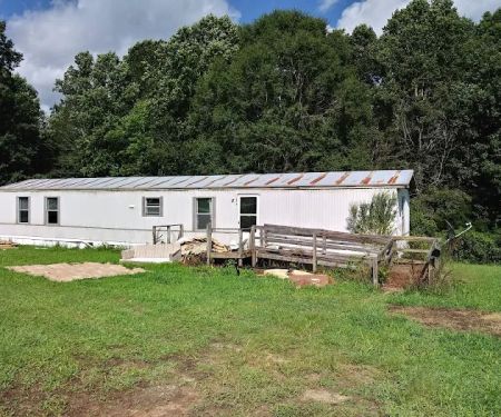 Spillman Brothers Farms , Rentals, & Antiques