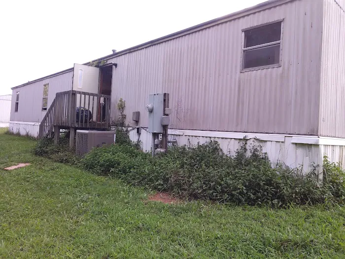 Spillman Brothers Farms , Rentals, & Antiques 7