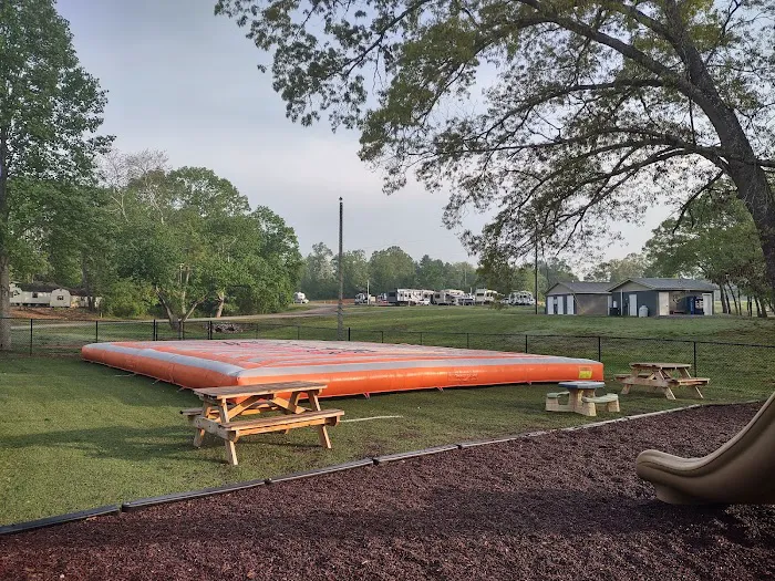 Blake Farms Family RV Resort 9