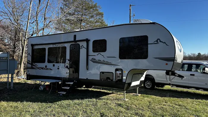 Vanhoy RV Park 1