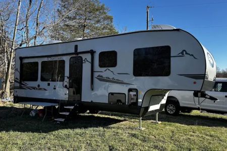 Vanhoy RV Park