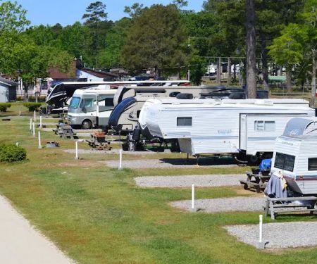 Waldo's Beach Campground