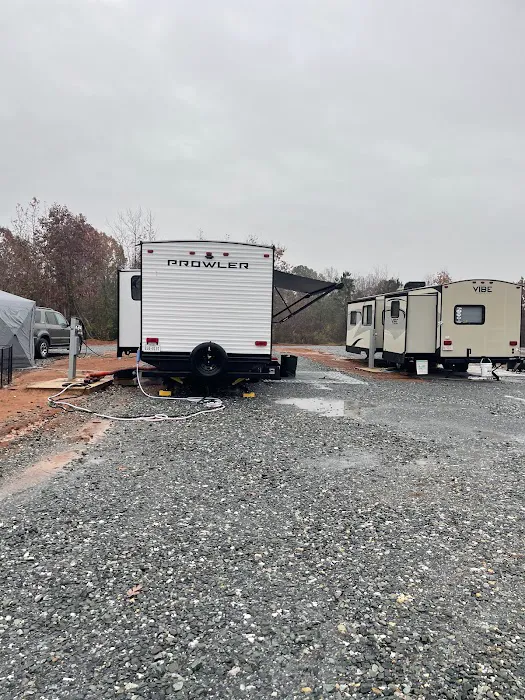 Airport RV Park 4