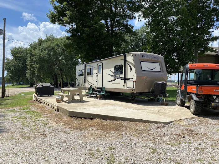 Botel Campground LLC 4