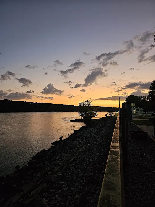 Botel Campground LLC 10