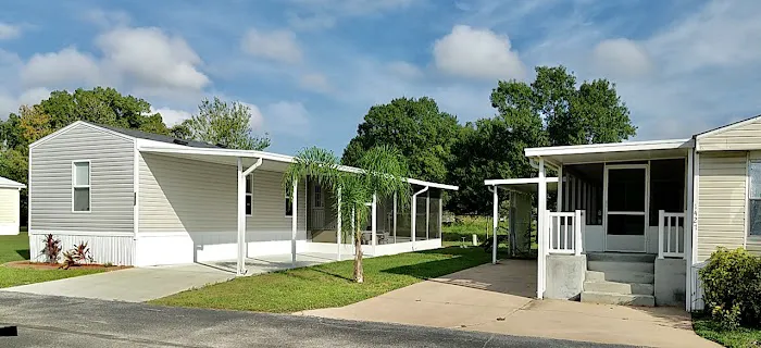 Hickory Hills Manor Mobile Home Community 3
