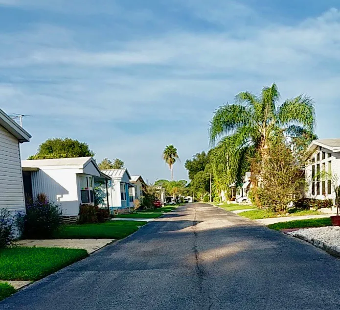 Hickory Hills Manor Mobile Home Community 2