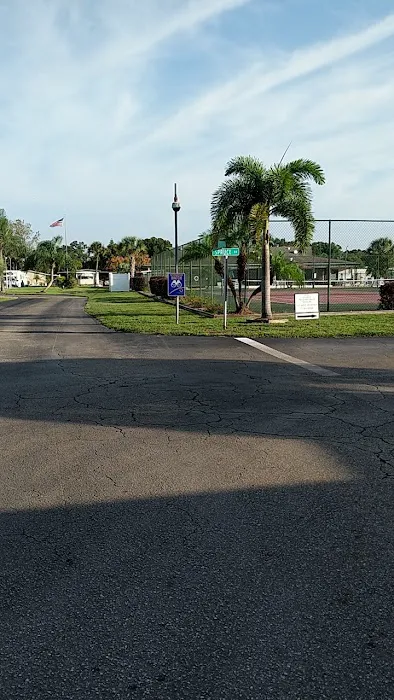 Hickory Hills Manor Mobile Home Community 10
