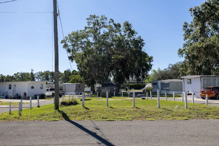 Lighthouse Oaks RV & Mobile Home Estates 1