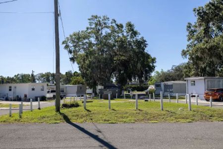 Lighthouse Oaks RV & Mobile Home Estates