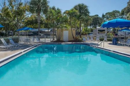 Encore Vacation Village