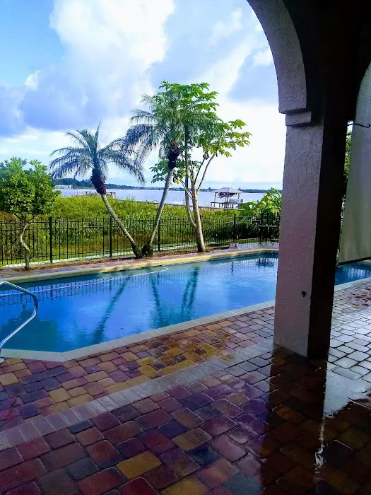 Lake Seminole Resort 3