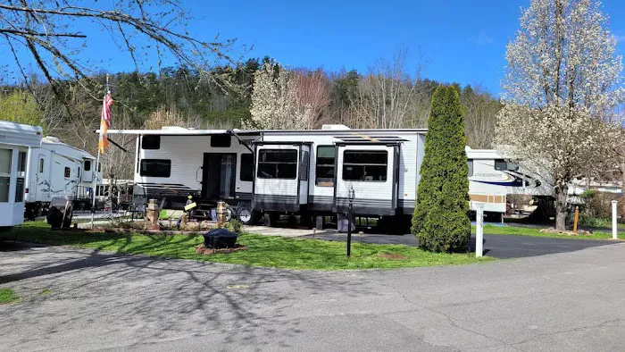 Miss Daisy's Tennessee Rentals 2