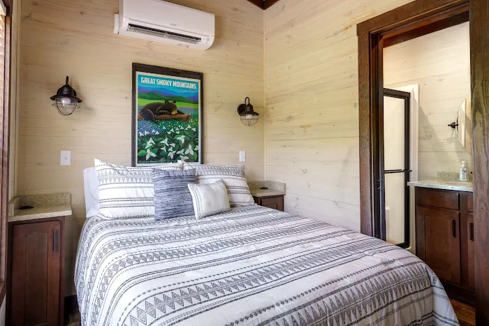 Ellis Cove Tiny Home & RV Adventures 4