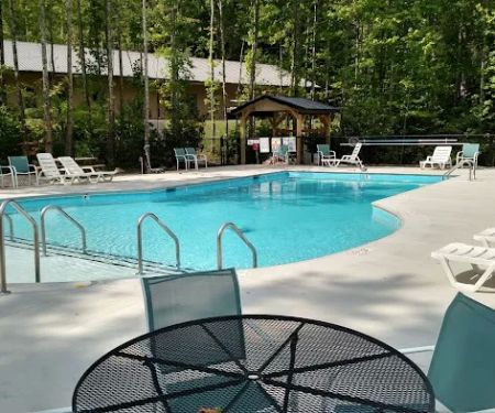 Gatlinburg East / Smoky Mountain KOA Holiday