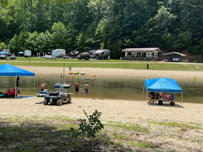 Horseshoe Bend Family Campground 10