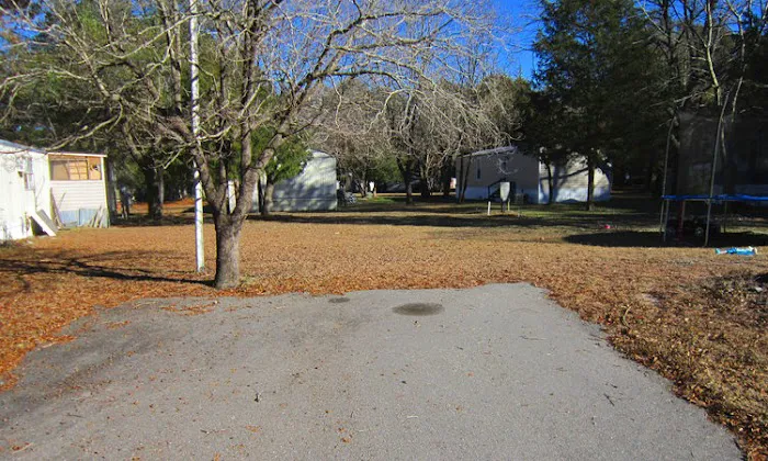 Gray's Creek Mobile Home Community 8