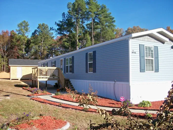 Pine Village 8