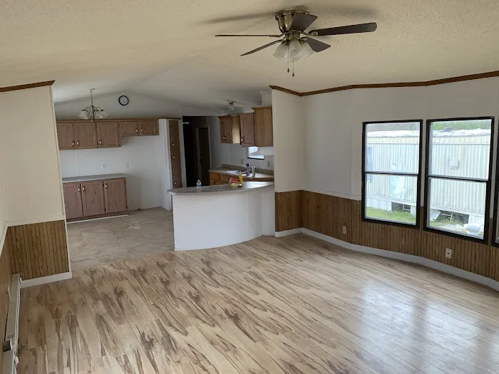 Bolivar Oaks Mobile Home Park 6