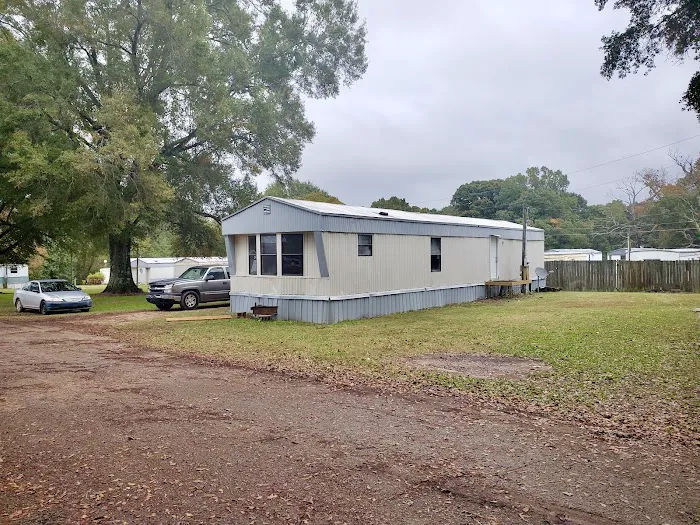 Bolivar Oaks Mobile Home Park 9