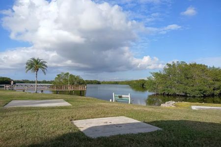 Edgewater Pine Mobile Homes