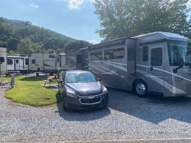 King's Holly Haven RV Park 3