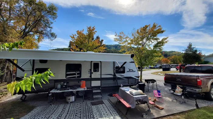 King's Holly Haven RV Park 2